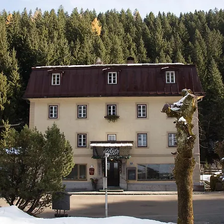 Hotel Echo-2
